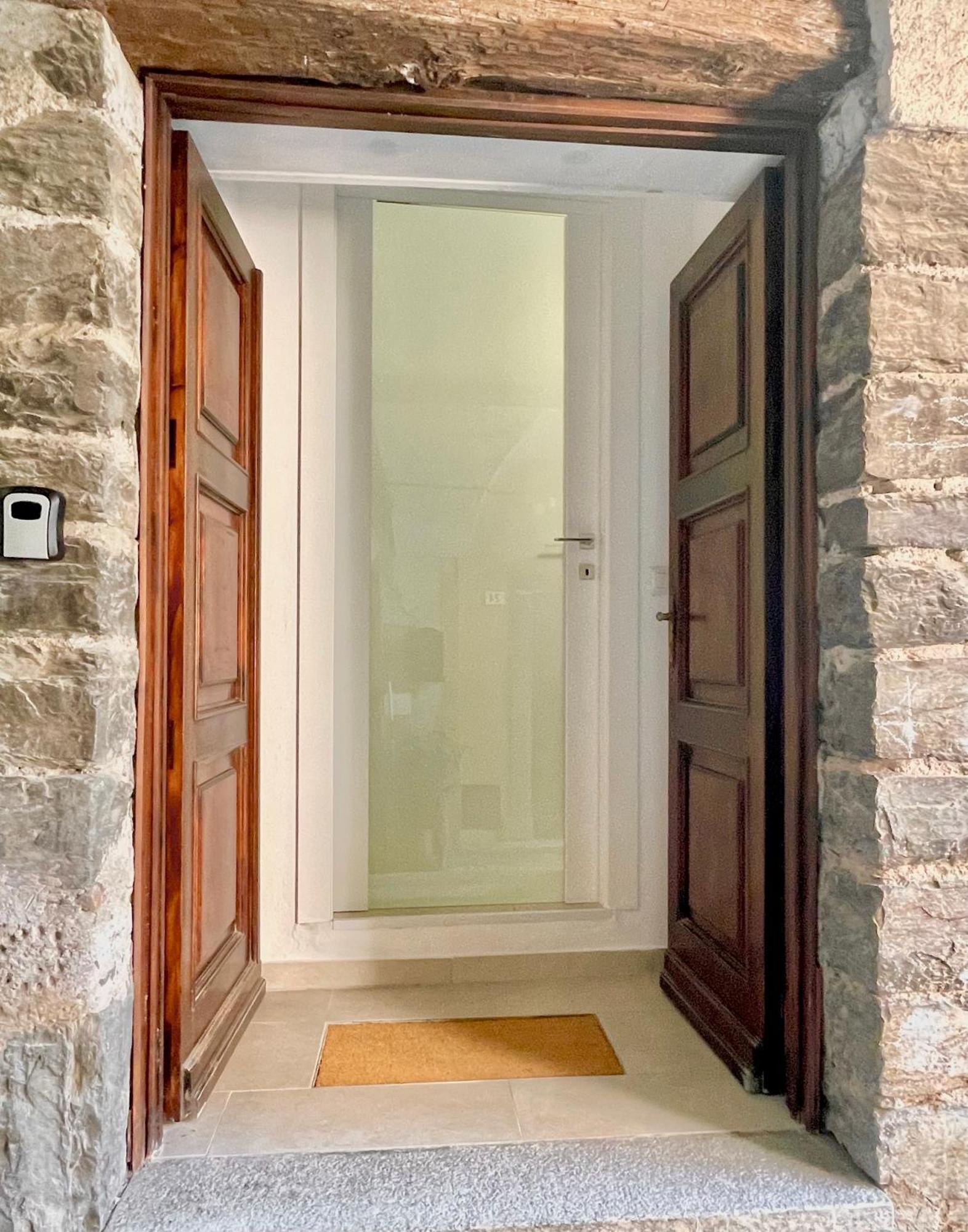 Lg Lake - Boutique Apartments And Rooms - Brienno Εξωτερικό φωτογραφία