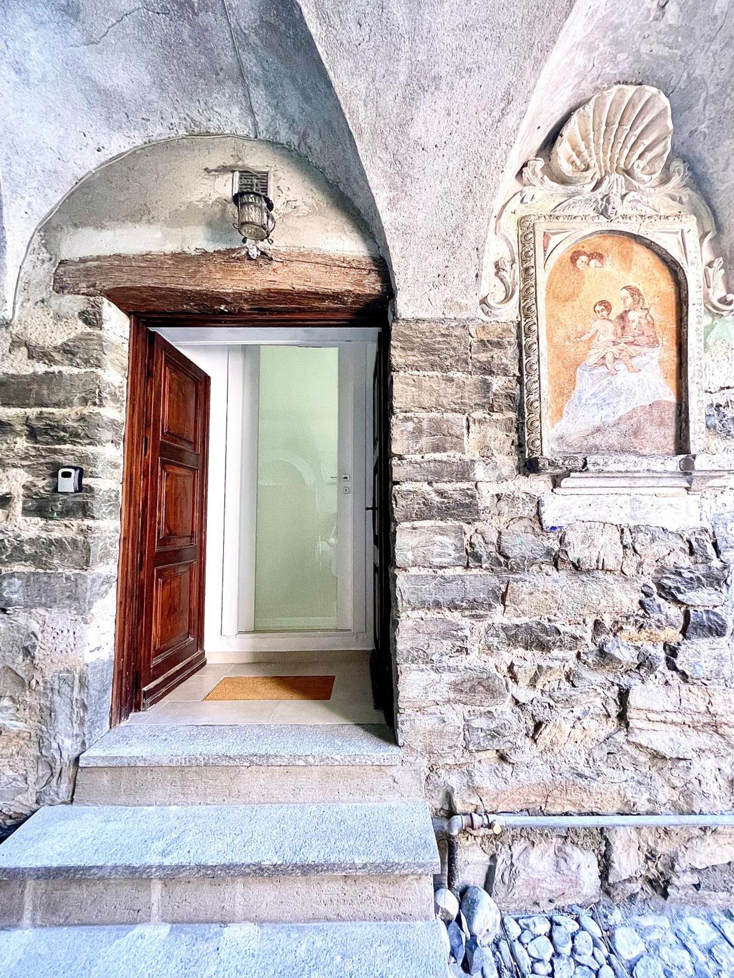 Lg Lake - Boutique Apartments And Rooms - Brienno Εξωτερικό φωτογραφία